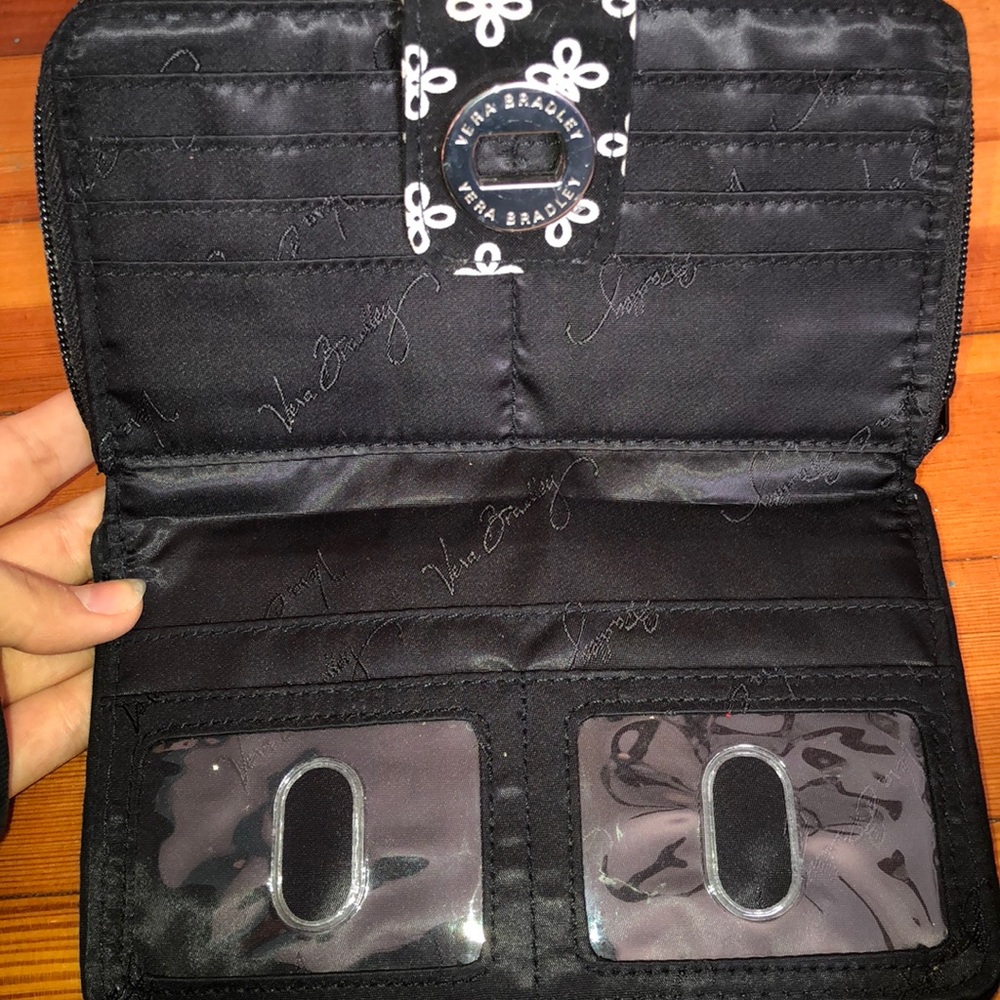 Wallet - Picture 4 of 5
